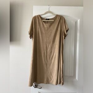 3x tan dress with pockets